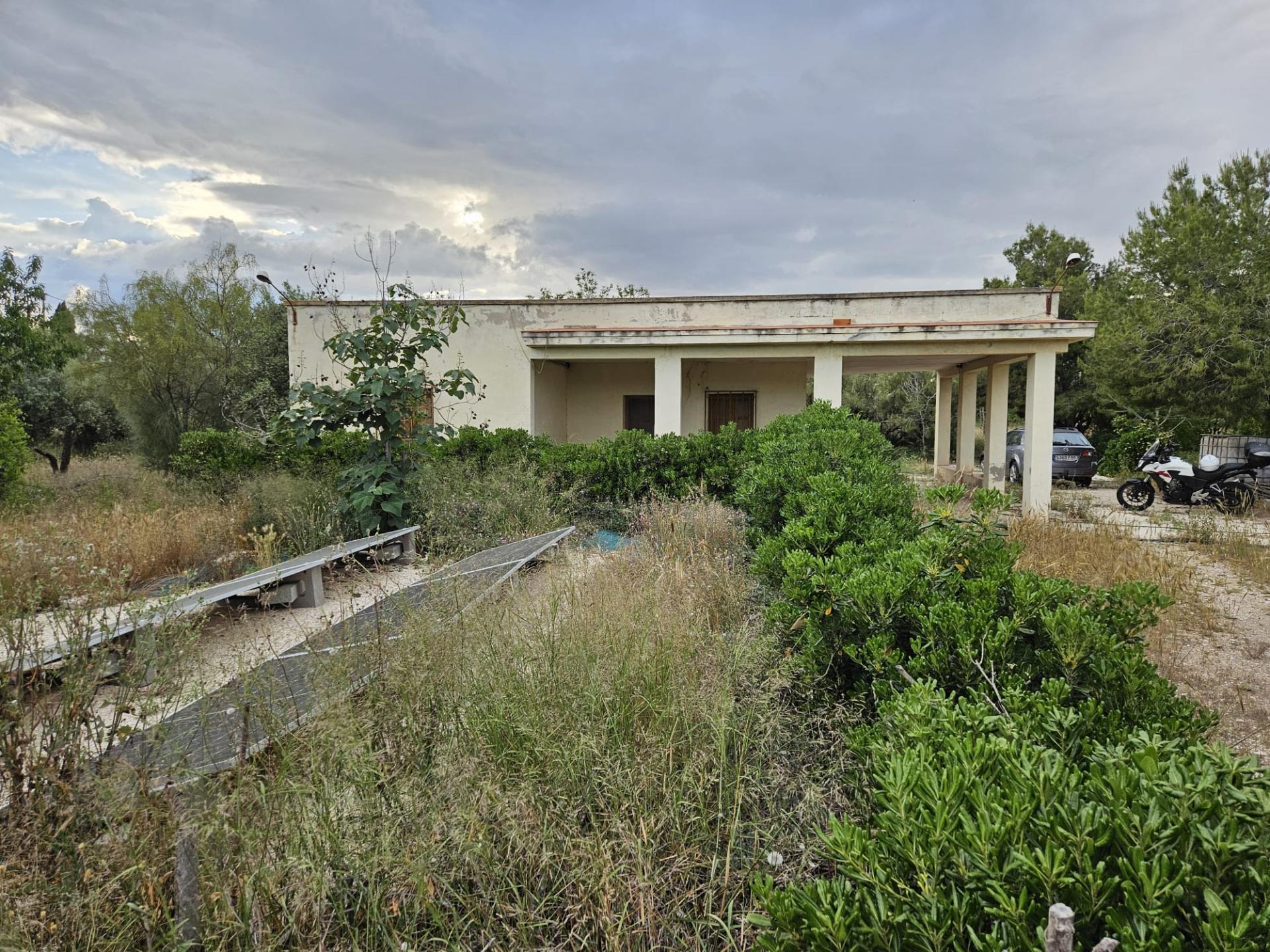 Country house with 3 bedrooms and 2 bathrooms in ASPE | Ref: SCH-5192