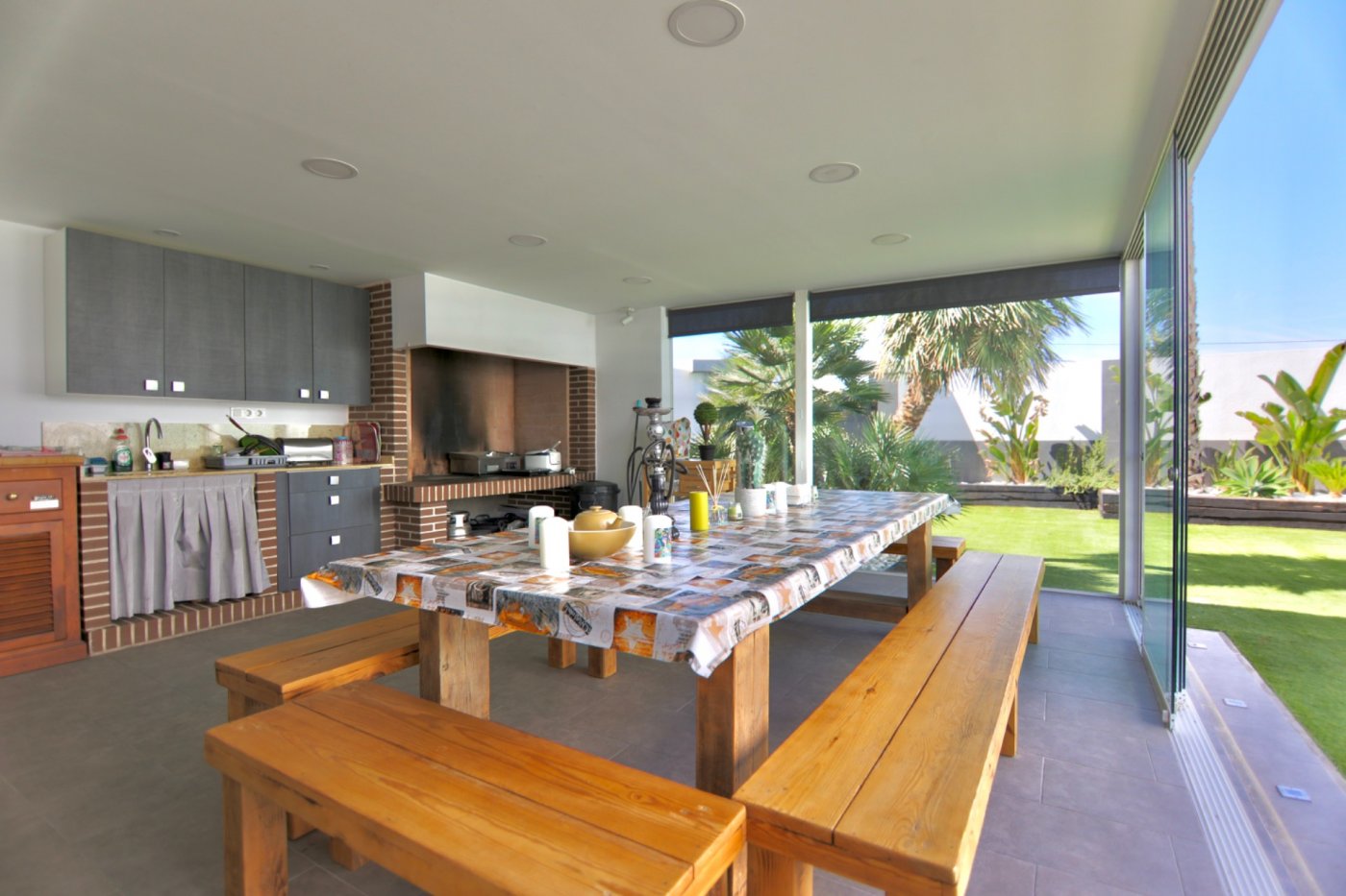 Country house with 3 bedrooms and 3 bathrooms in ELDA | Ref: SCH-5227