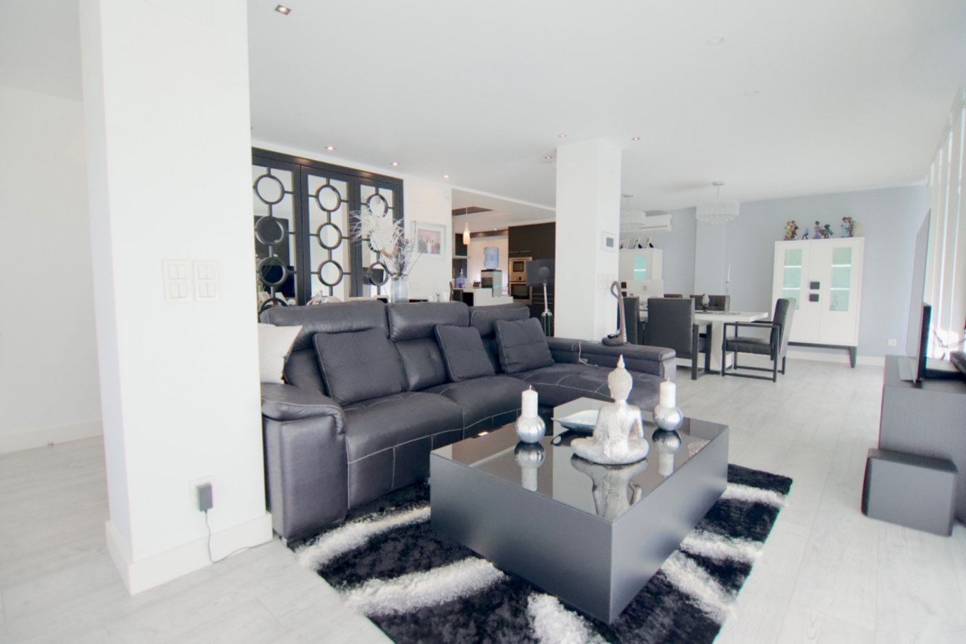 Country house with 3 bedrooms and 3 bathrooms in ELDA | Ref: SCH-5227