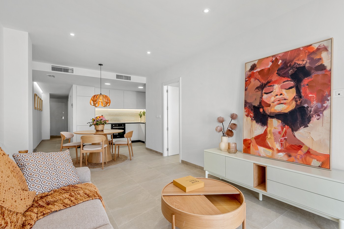 Apartment with 3 bedrooms and 2 bathrooms in Jacarilla | Ref: EA-0211
