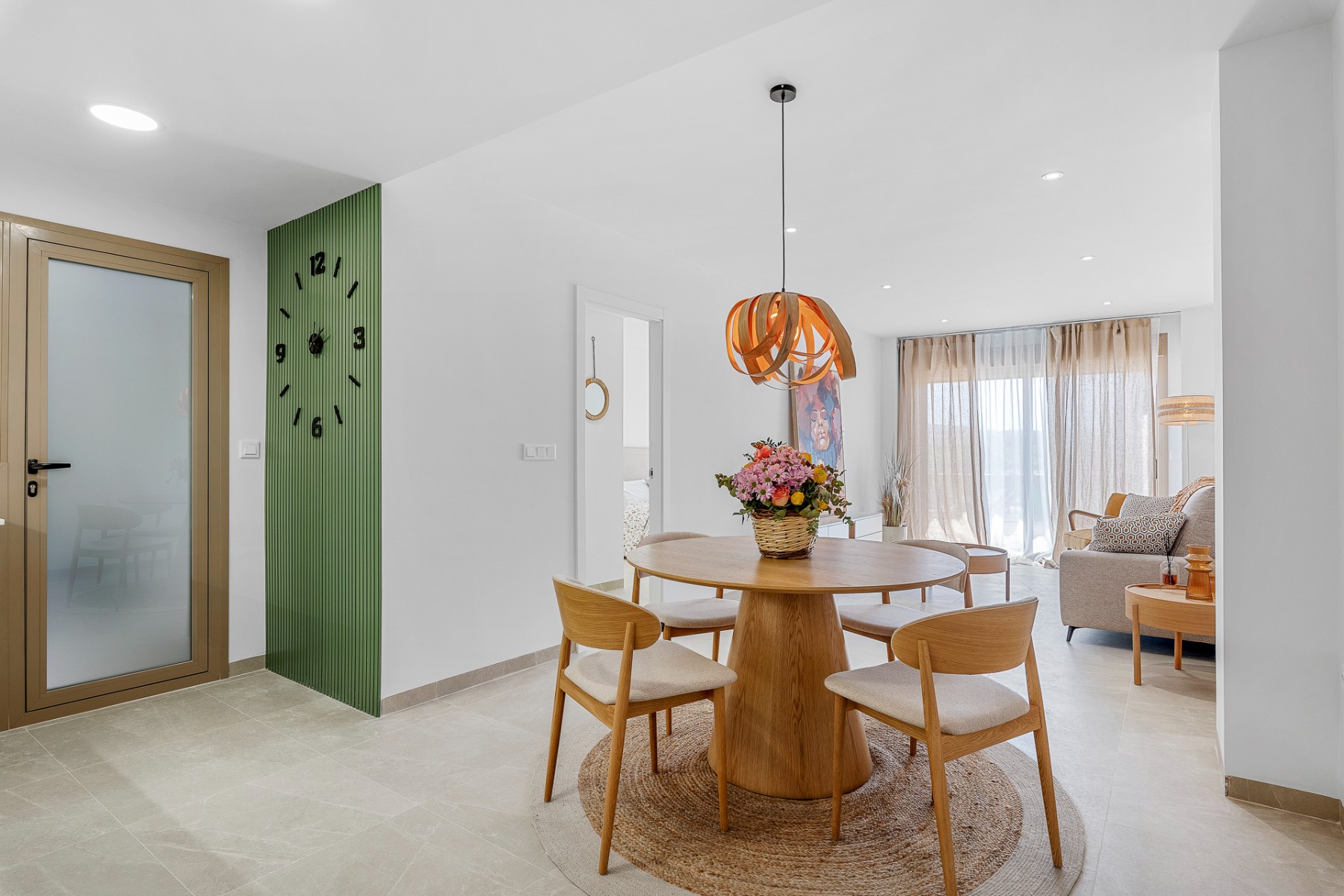 Apartment with 3 bedrooms and 2 bathrooms in Jacarilla | Ref: EA-0211