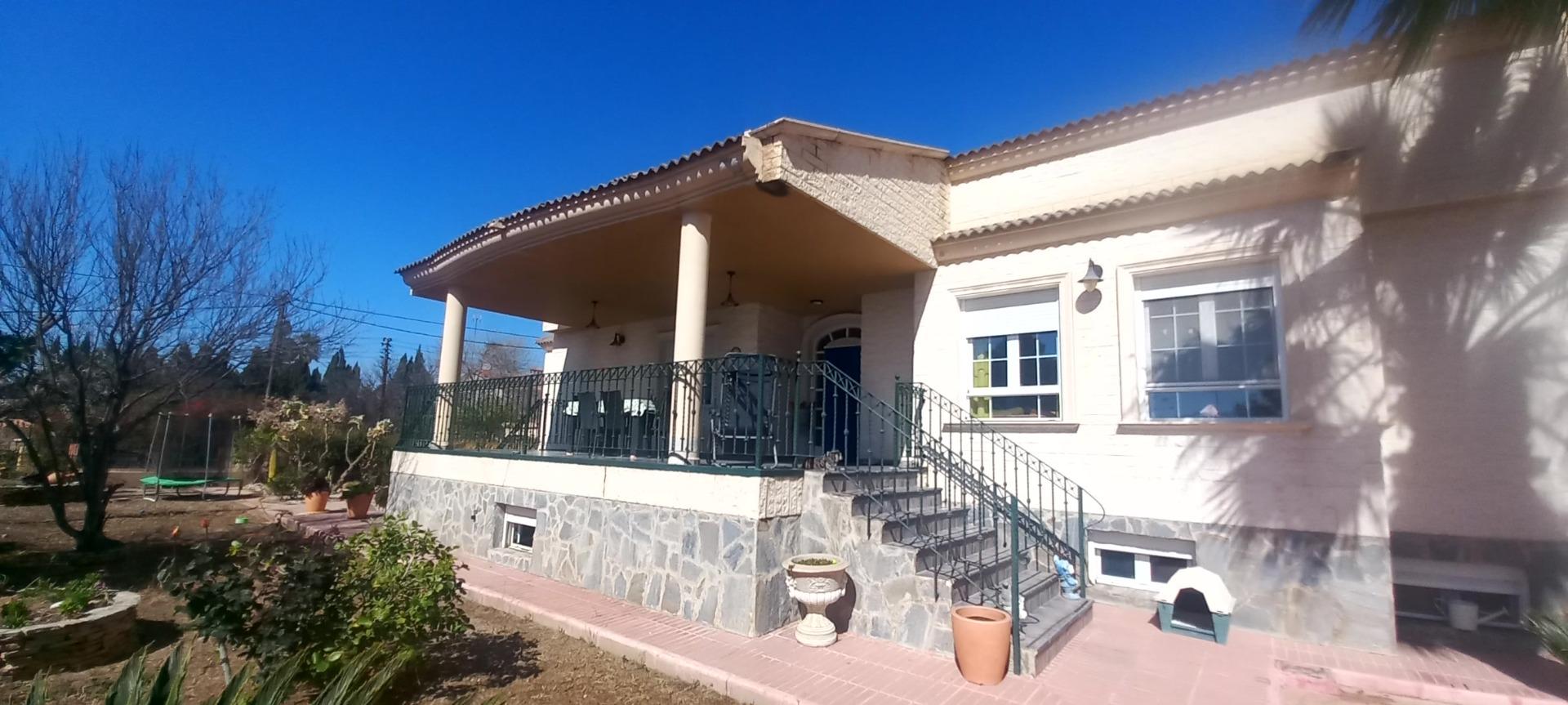 17585416649-11-14.jpg Country house with 4 bedrooms and 3 bathrooms in san vicente | Ref: SCH-5277