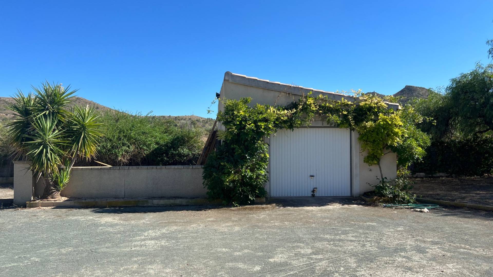 Country house with 3 bedrooms and 2 bathrooms in HONDON DE LOS FRAILES | Ref: SCH-5290