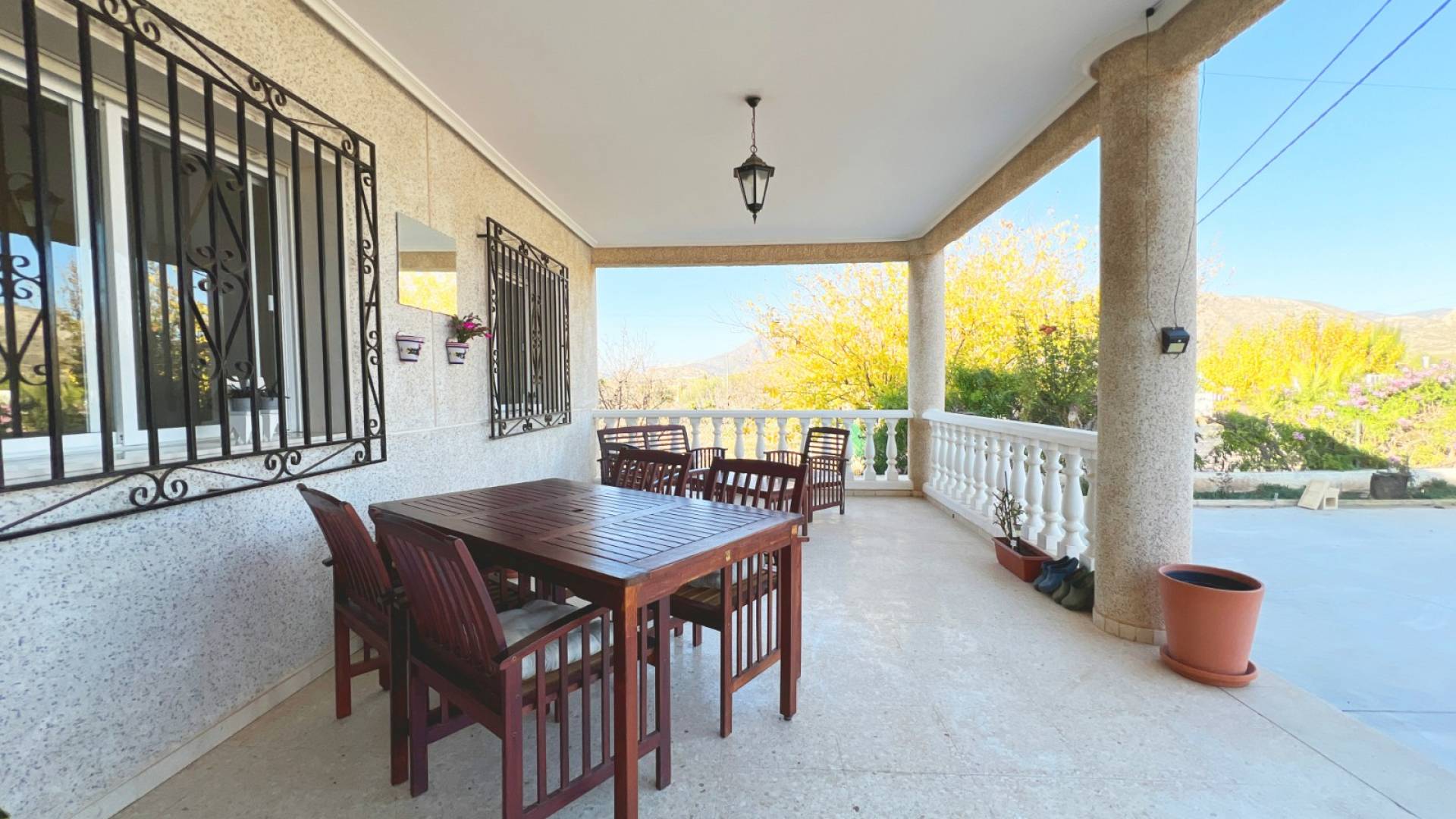 Country house with 4 bedrooms and 2 bathrooms in Barbaroja | Ref: SCH-5293