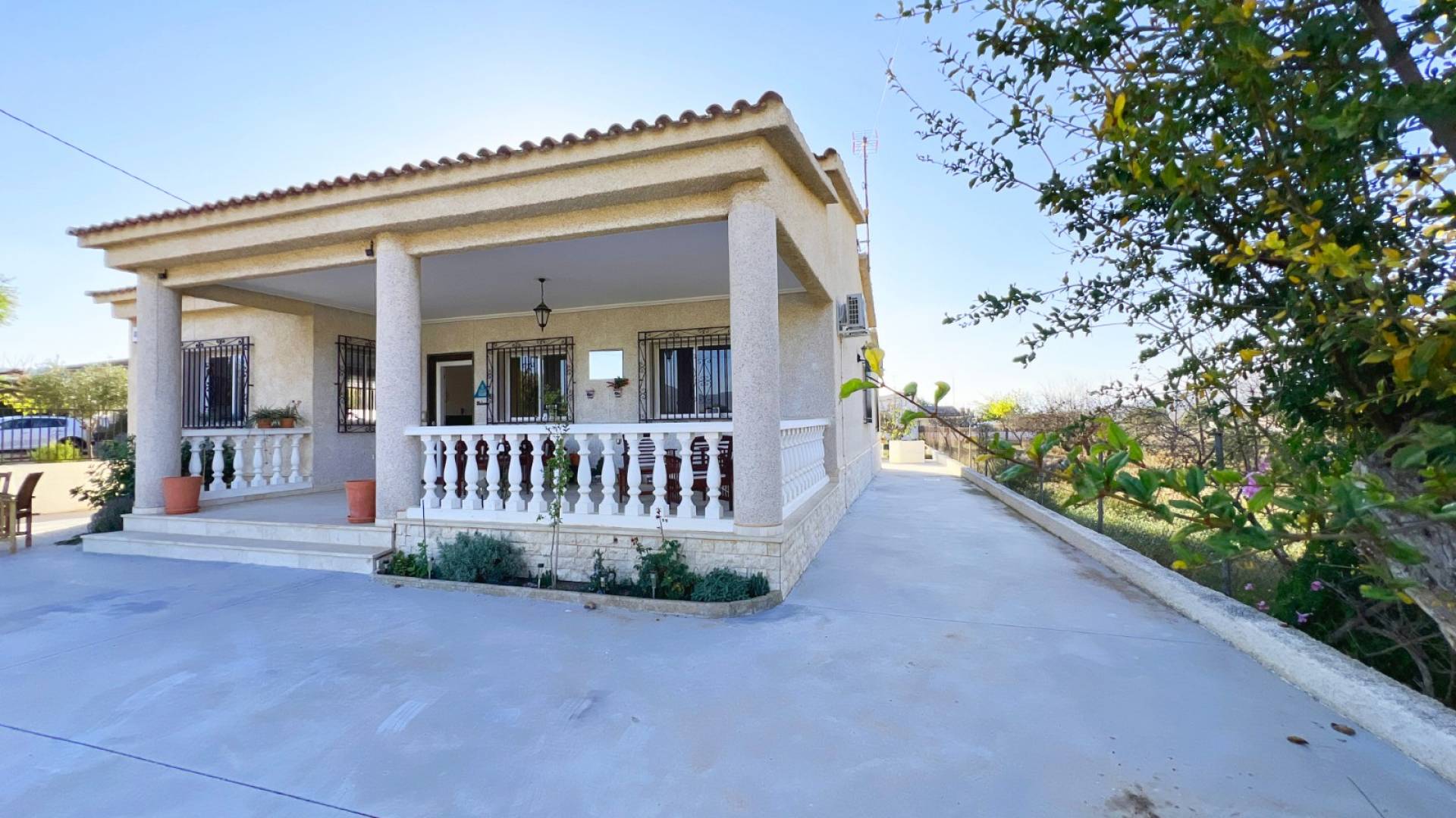 Country house with 4 bedrooms and 2 bathrooms in Barbaroja | Ref: SCH-5293