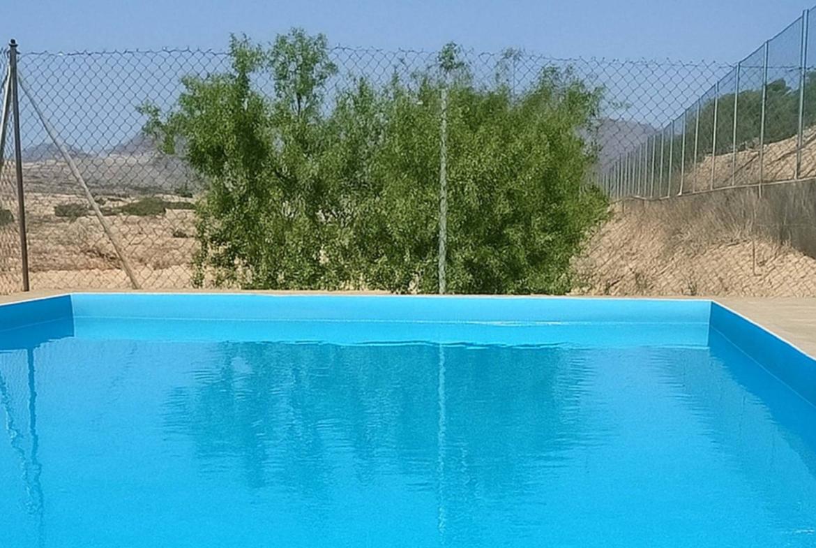 Country house with 4 bedrooms and 2 bathrooms in ASPE | Ref: SCH-5296