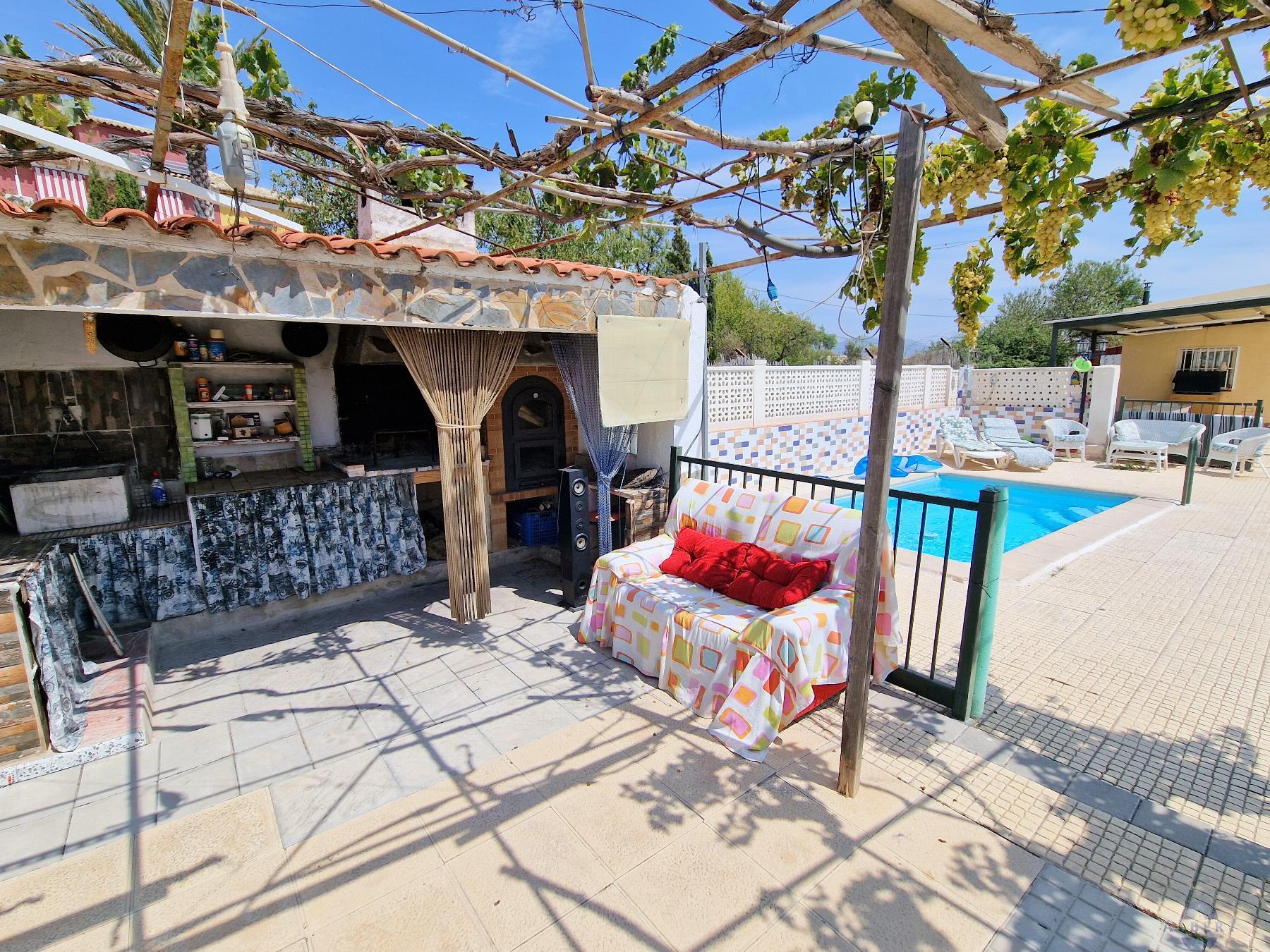 17612154688-8.jpg Country house with 4 bedrooms and 3 bathrooms in MONOVAR | Ref: SCH-5298