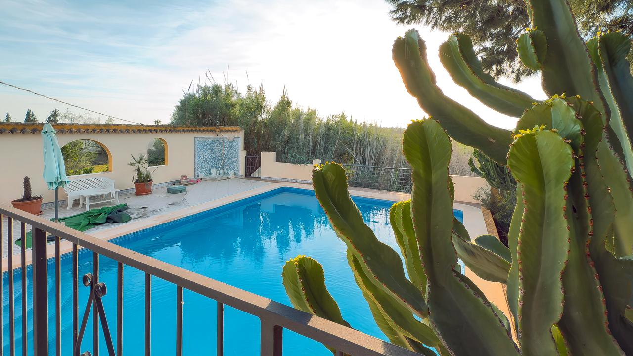 17647548400-1.jpg Country house with 6 bedrooms and 3 bathrooms in LOS MONTESINOS | Ref: SCH-5306