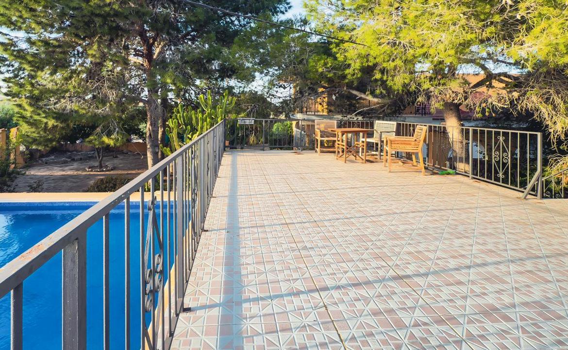 Country house with 6 bedrooms and 3 bathrooms in LOS MONTESINOS | Ref: SCH-5306