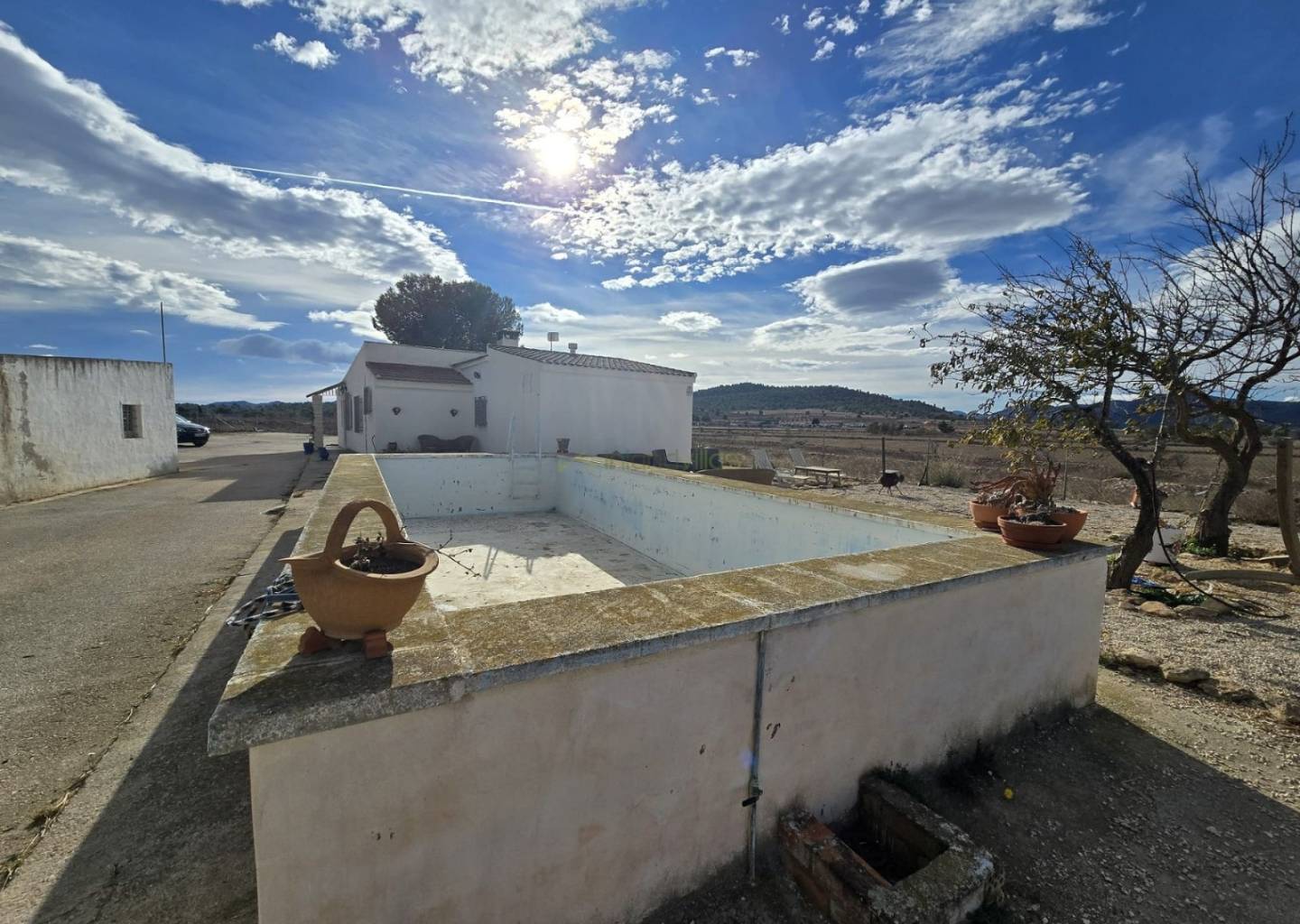 Country house with 2 bedrooms and 1 bathroom in MONOVAR | Ref: SCH-5316