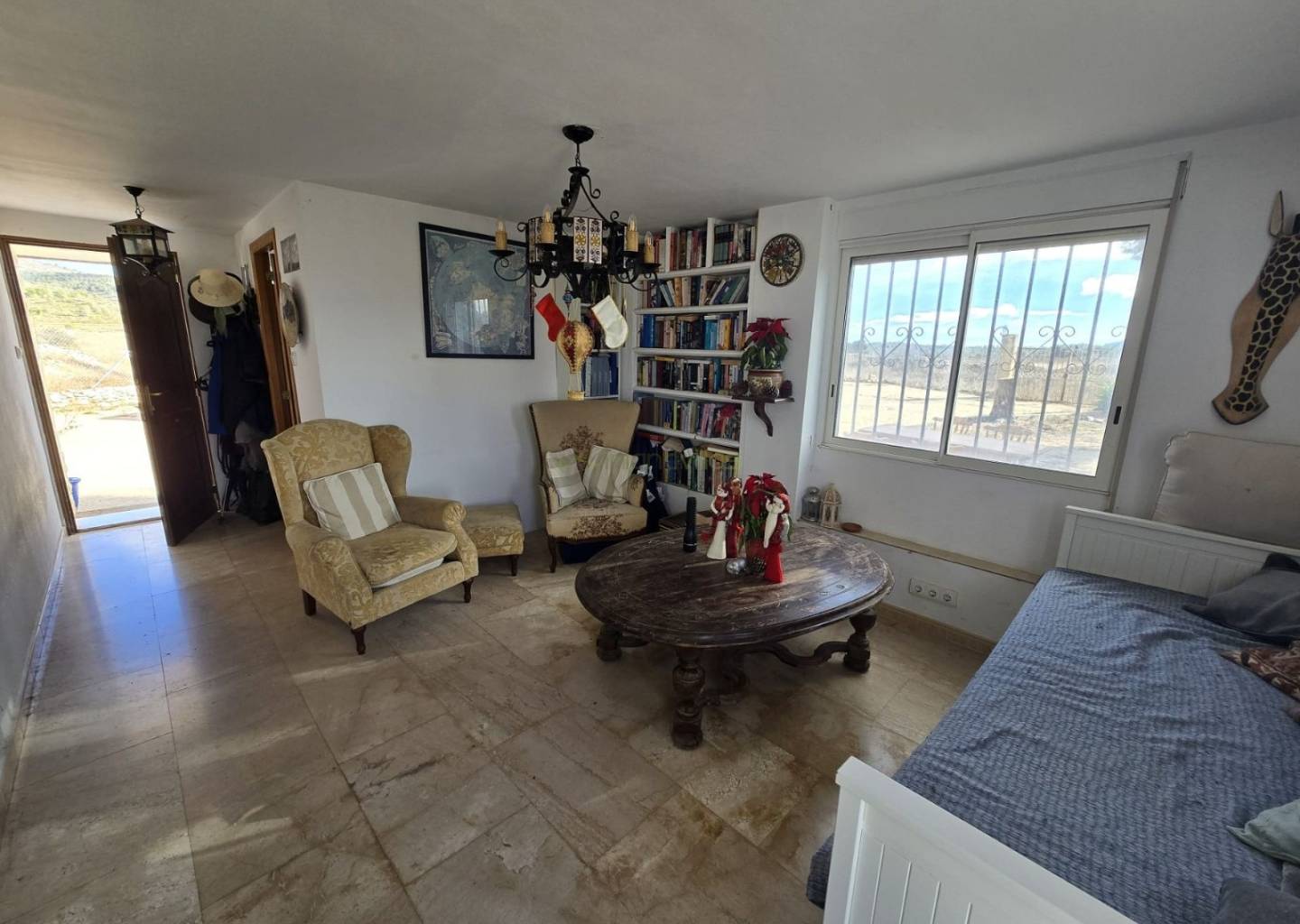 Country house with 2 bedrooms and 1 bathroom in MONOVAR | Ref: SCH-5316