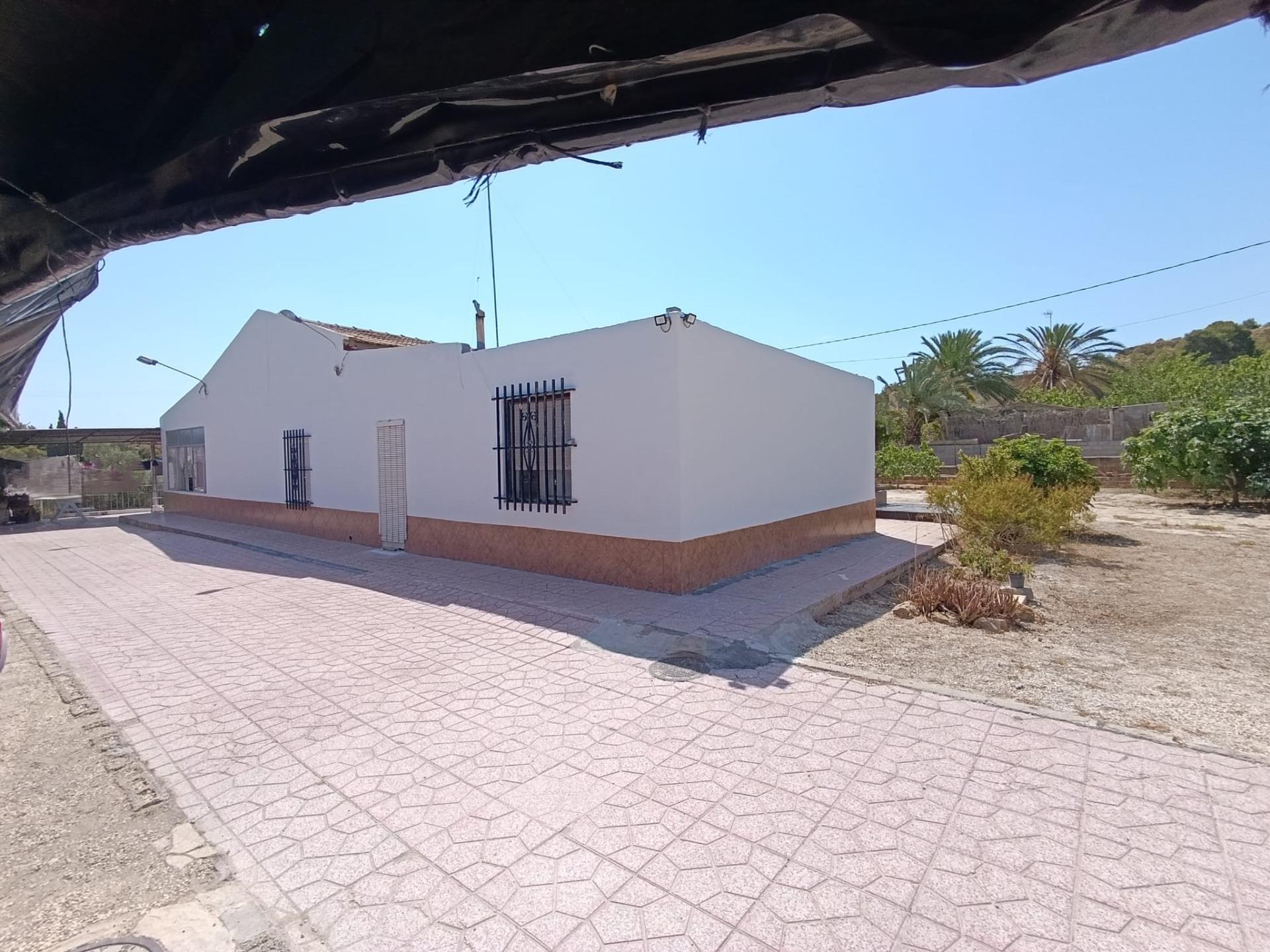 17699766851-2.jpg Country house with 5 bedrooms and 2 bathrooms in ELCHE | Ref: SCH-5343