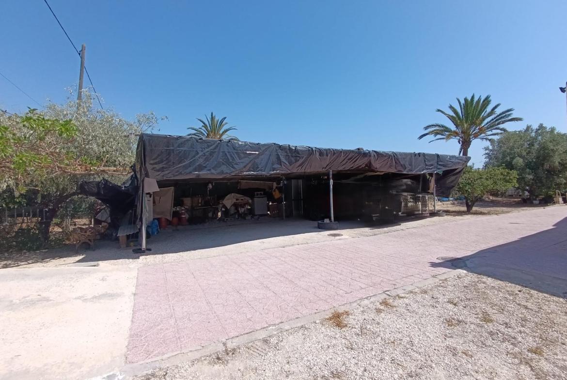 Country house with 5 bedrooms and 2 bathrooms in ELCHE | Ref: SCH-5343