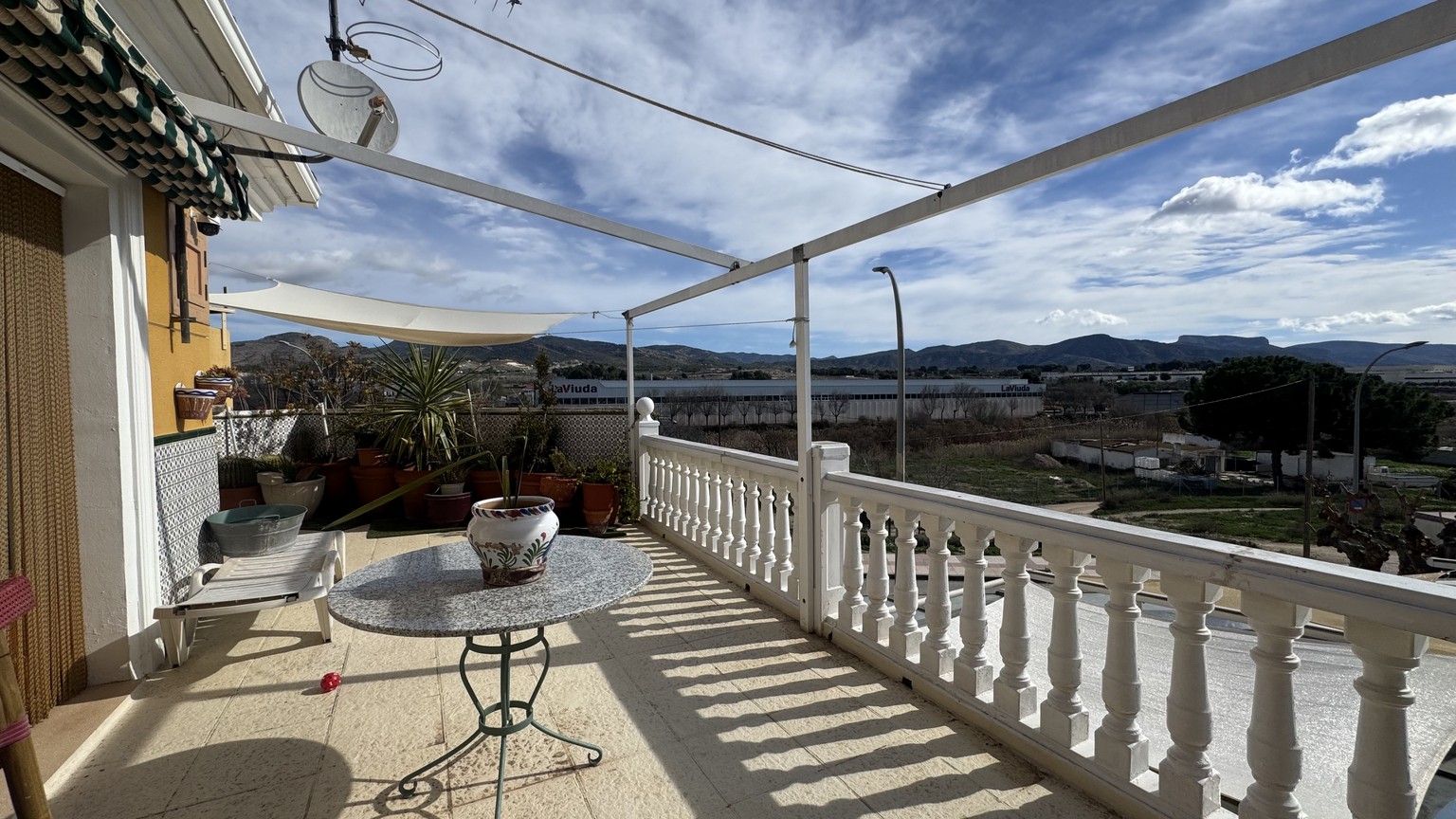 17721955204-5.jpg Country house with 4 bedrooms and 4 bathrooms in SAX | Ref: SCH-5352