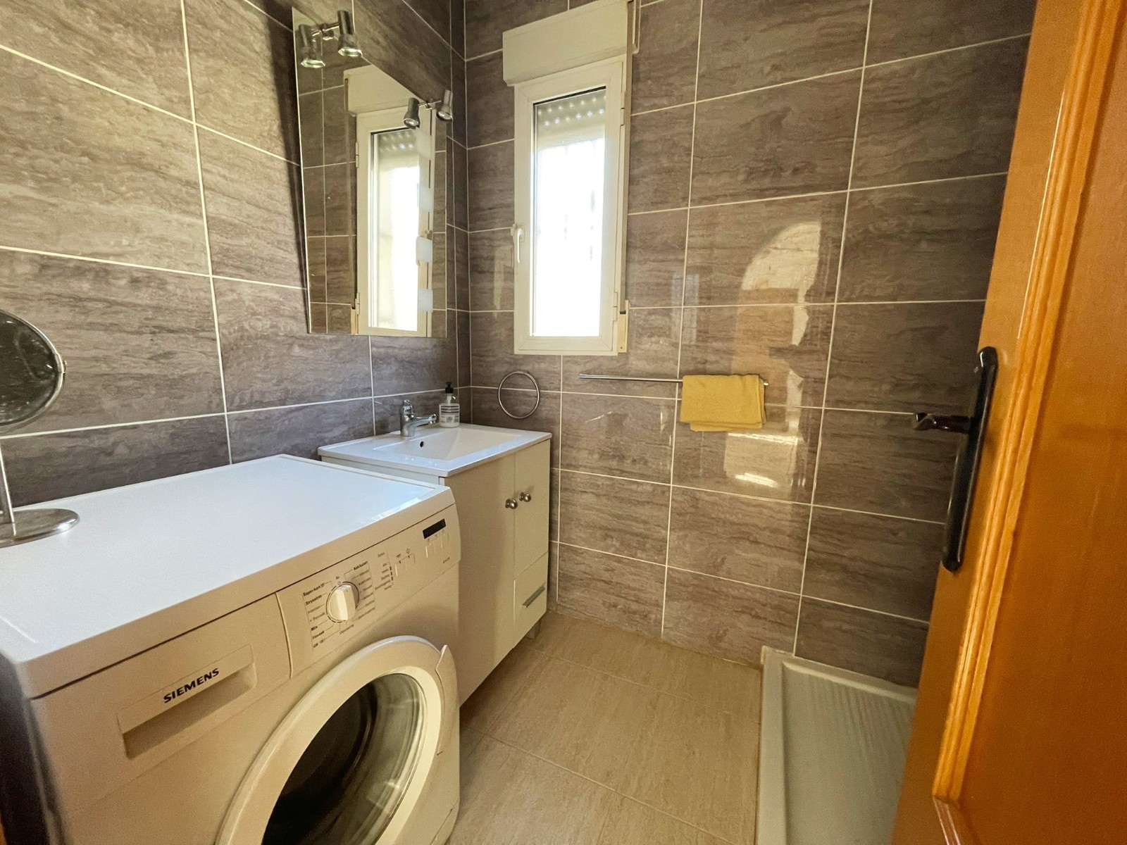 Detached villa with 3 bedrooms and 2 bathrooms in Ciudad Quesada | Ref: VA5384