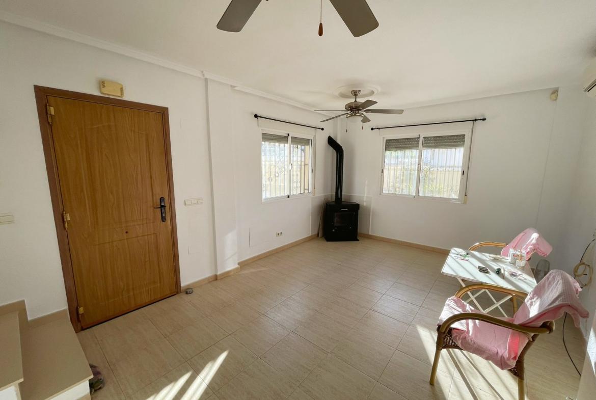Detached villa with 3 bedrooms and 2 bathrooms in Ciudad Quesada | Ref: VA5384