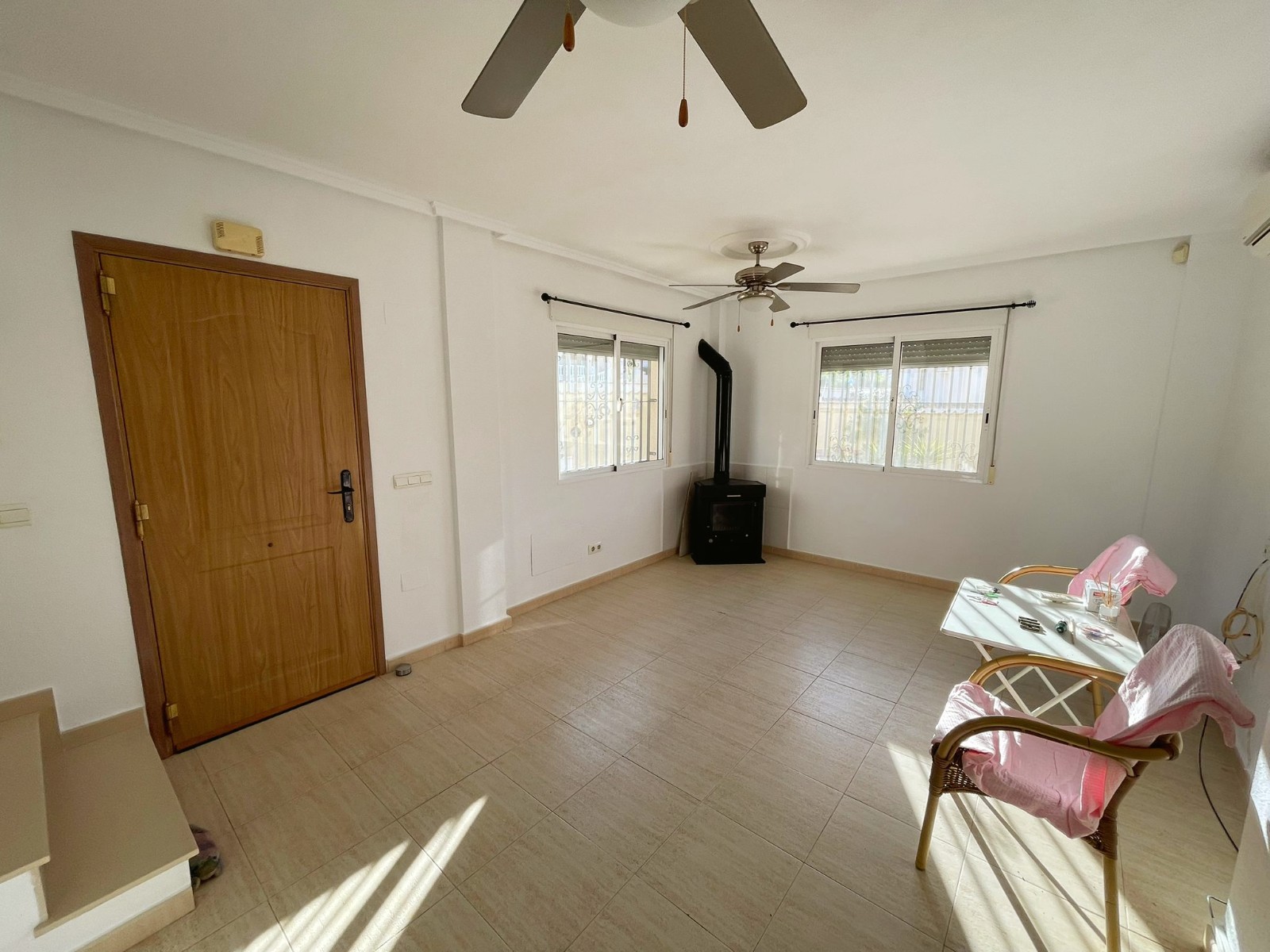 Detached villa with 3 bedrooms and 2 bathrooms in Ciudad Quesada | Ref: VA5384