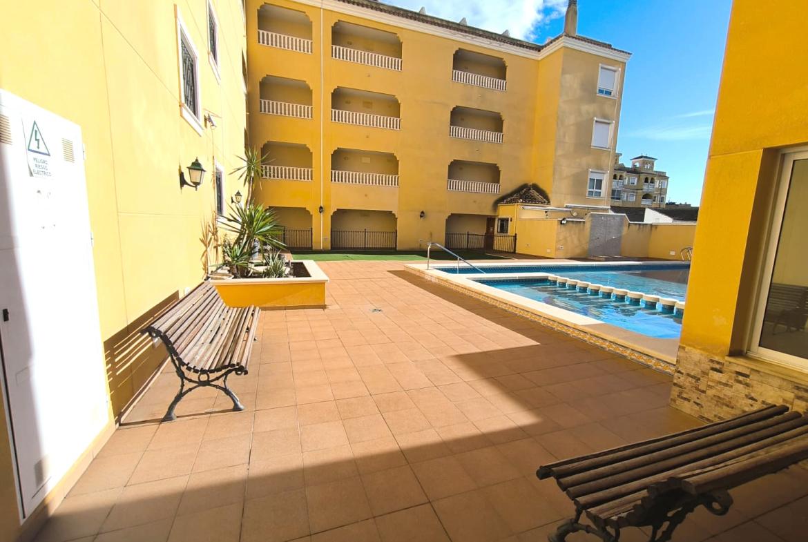 Apartment with 2 bedrooms and 2 bathrooms in Almoradi | Ref: VA5389