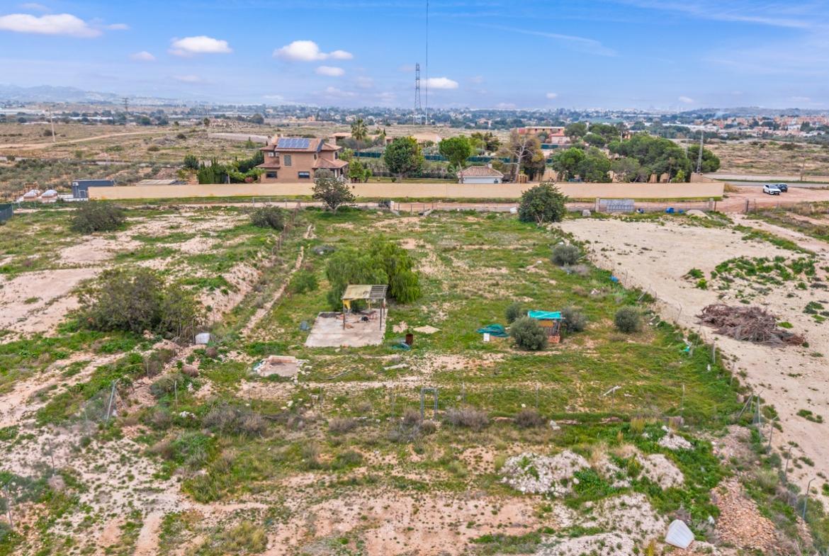 Plot in Mutxamel