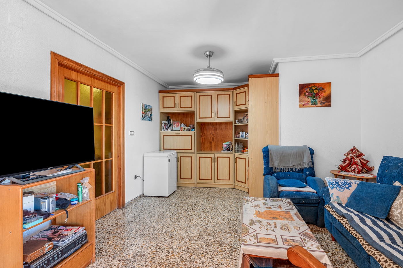 o_1ji59krmf3ak176b1df664q14qm33.jpg Apartment with 3 bedrooms and 1 bathroom in Arenales del Sol | Ref: JU-003524