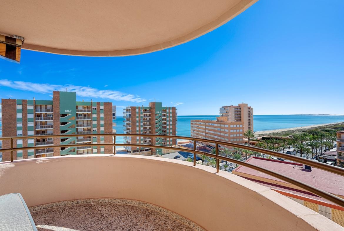 Apartment with 3 bedrooms and 1 bathroom in Arenales del Sol | Ref: JU-003524