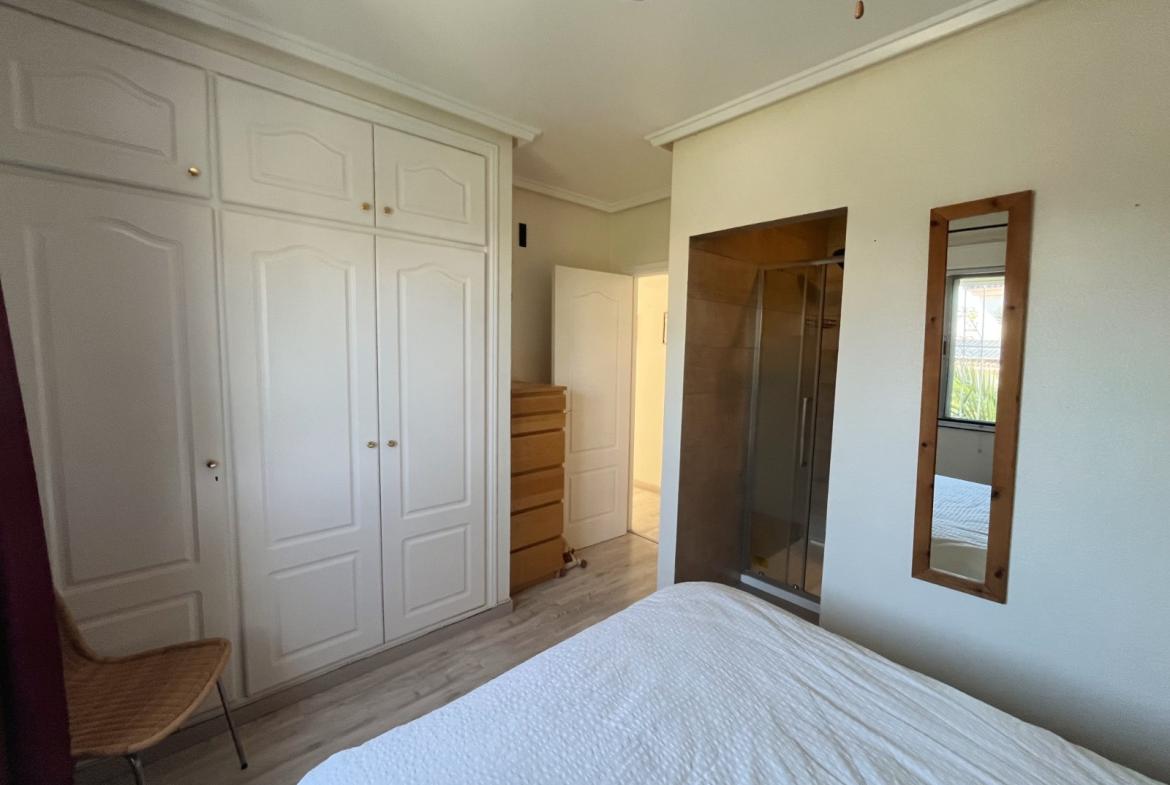 Quad with 2 bedrooms and 2 bathrooms in Ciudad Quesada | Ref: VA 5420
