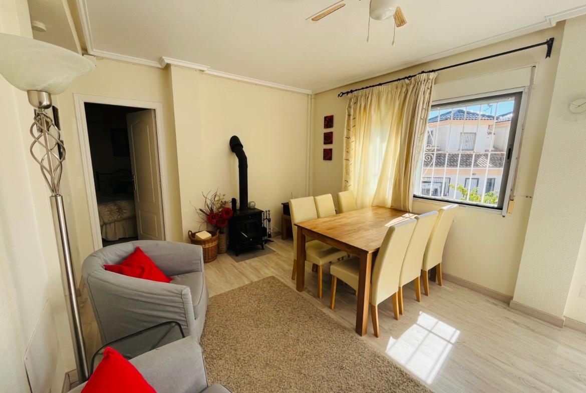 Quad with 2 bedrooms and 2 bathrooms in Ciudad Quesada | Ref: VA 5420