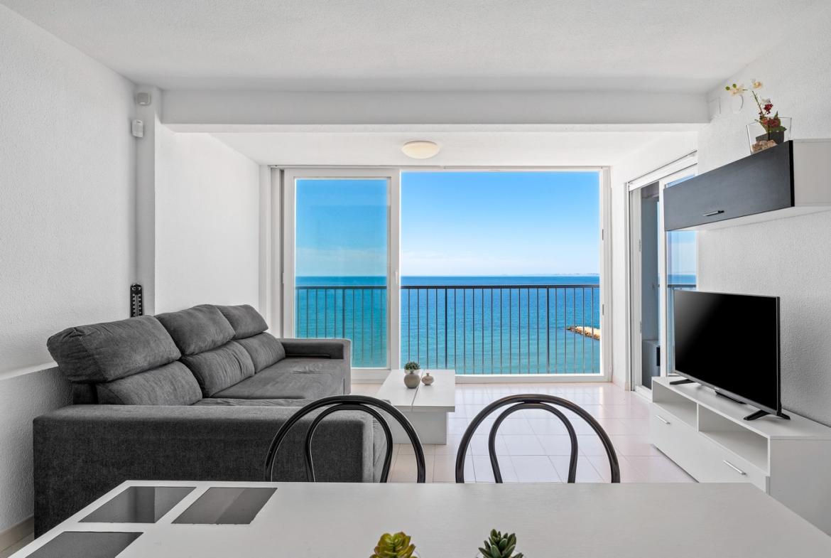 Apartment with 3 bedrooms and 1 bathroom in Santa Pola | Ref: MM-003567