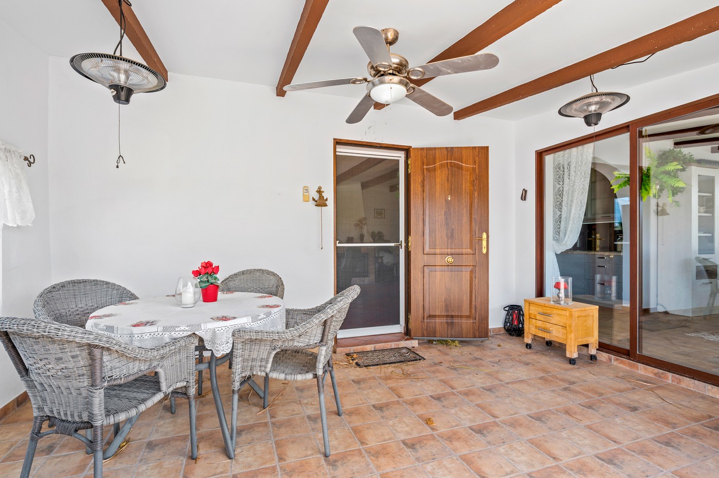 Country estate with 4 bedrooms and 3 bathrooms in La Nucia | Ref: MM-003572
