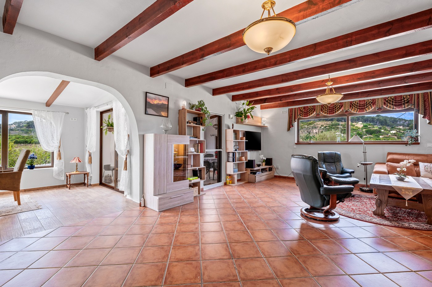Country estate with 4 bedrooms and 3 bathrooms in La Nucia | Ref: MM-003572