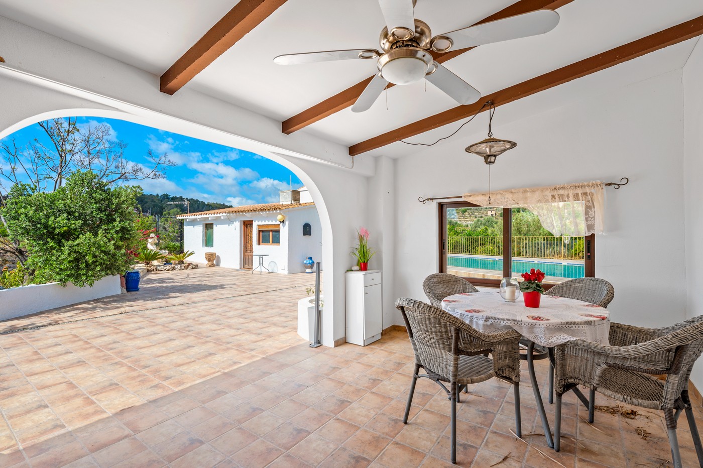 Country estate with 4 bedrooms and 3 bathrooms in La Nucia | Ref: MM-003572