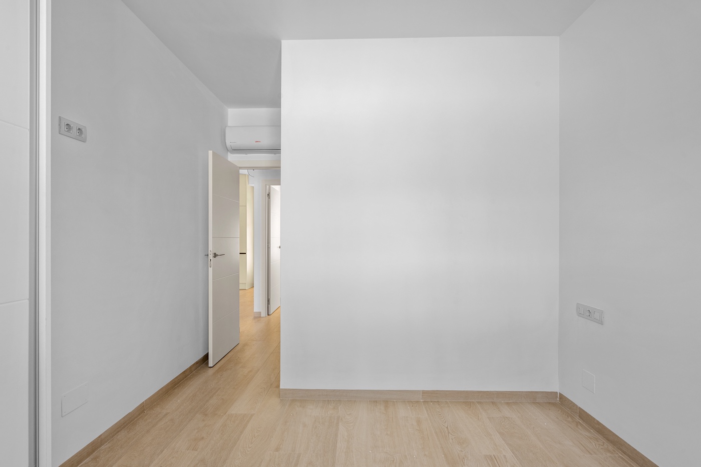 Apartment with 2 bedrooms and 2 bathrooms in San Miguel | Ref: C-003573