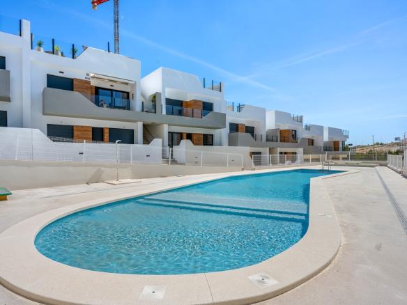 Apartment with 2 bedrooms and 2 bathrooms in San Miguel | Ref: C-003573