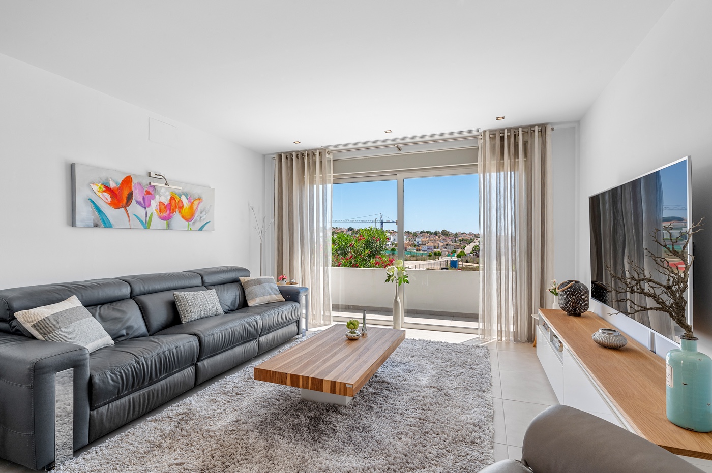 o_1jp5eh75d15c71ffn6ql14uj15f83f.jpg Villa with 3 bedrooms and 2 bathrooms in La Marina | Ref: S-003574