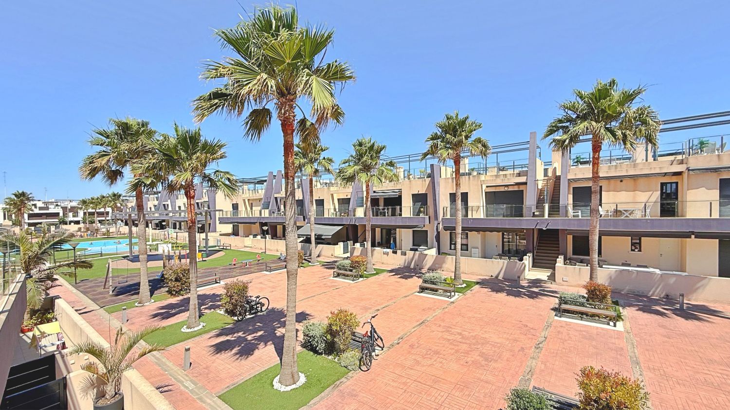 Penthouse with 3 bedrooms and 2 bathrooms in Pilar de la Horadada | Ref: 4214