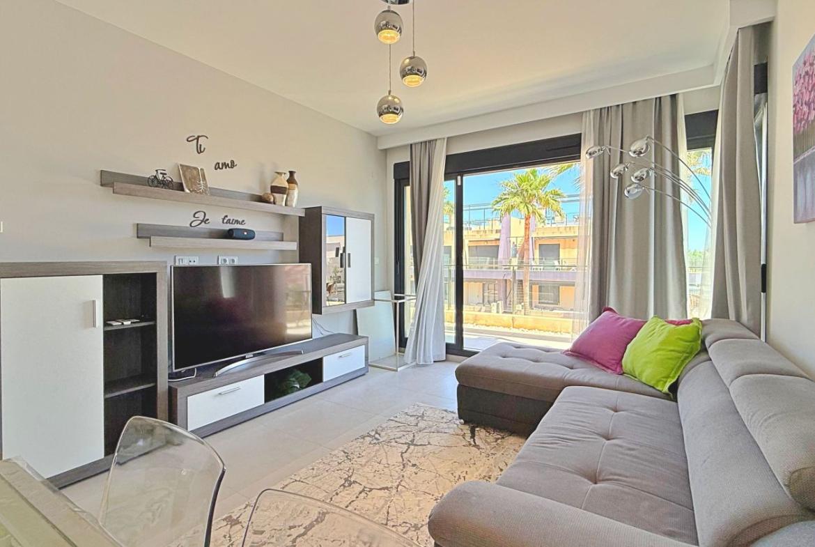 Penthouse with 3 bedrooms and 2 bathrooms in Pilar de la Horadada | Ref: 4214