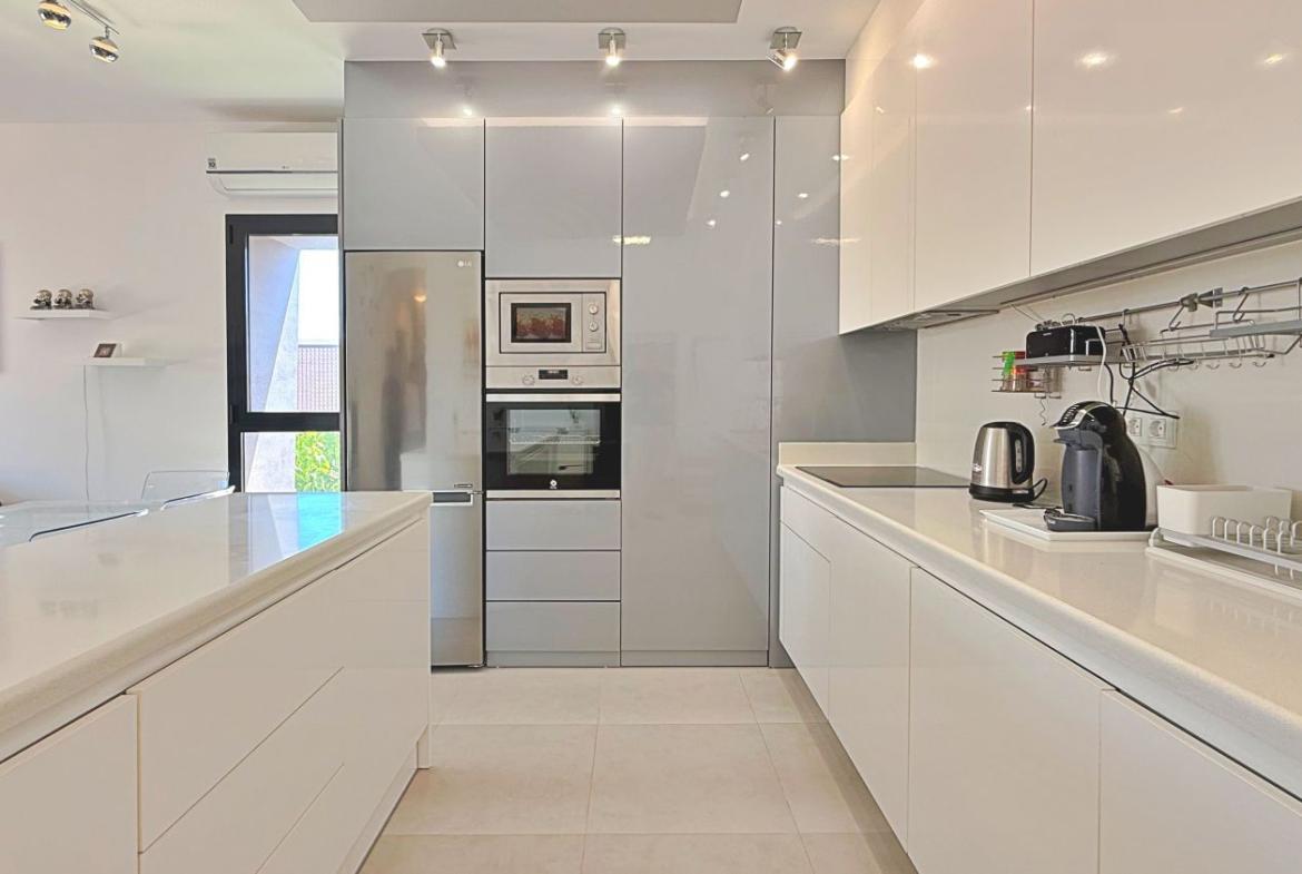 Penthouse with 3 bedrooms and 2 bathrooms in Pilar de la Horadada | Ref: 4214