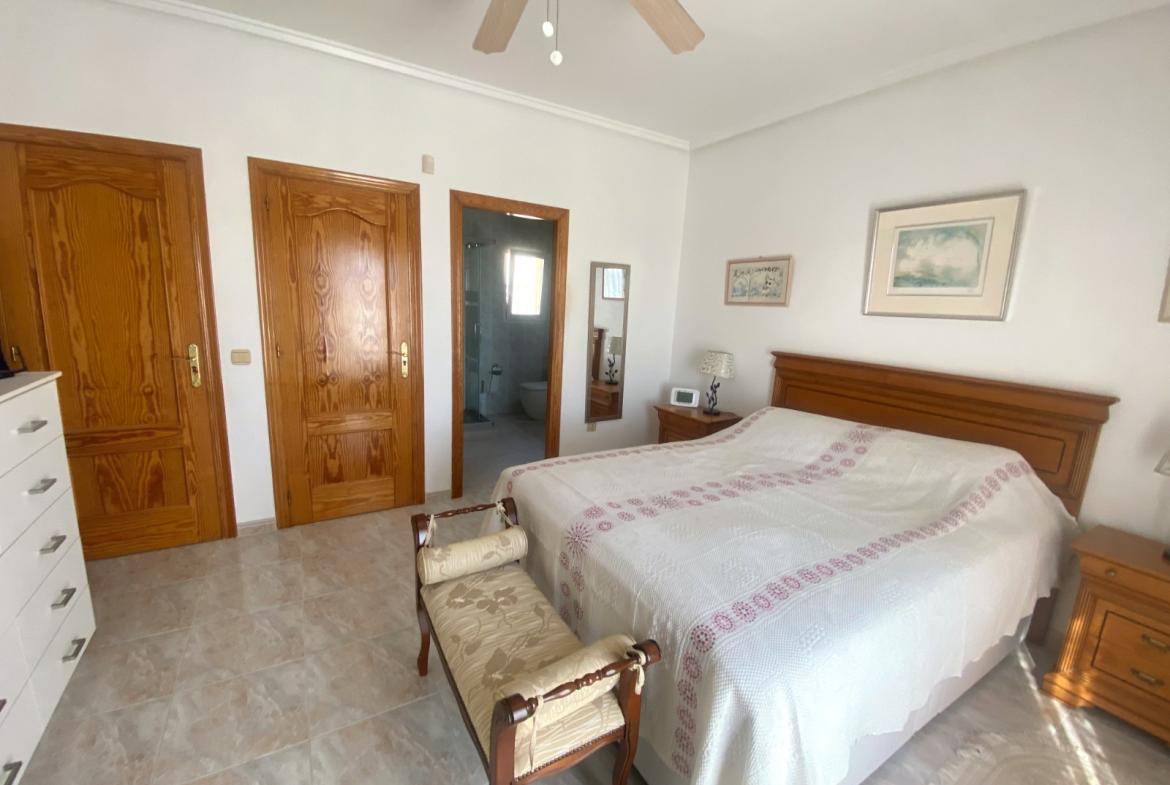 Detached villa with 3 bedrooms and 3 bathrooms in Ciudad Quesada | Ref: VA5317