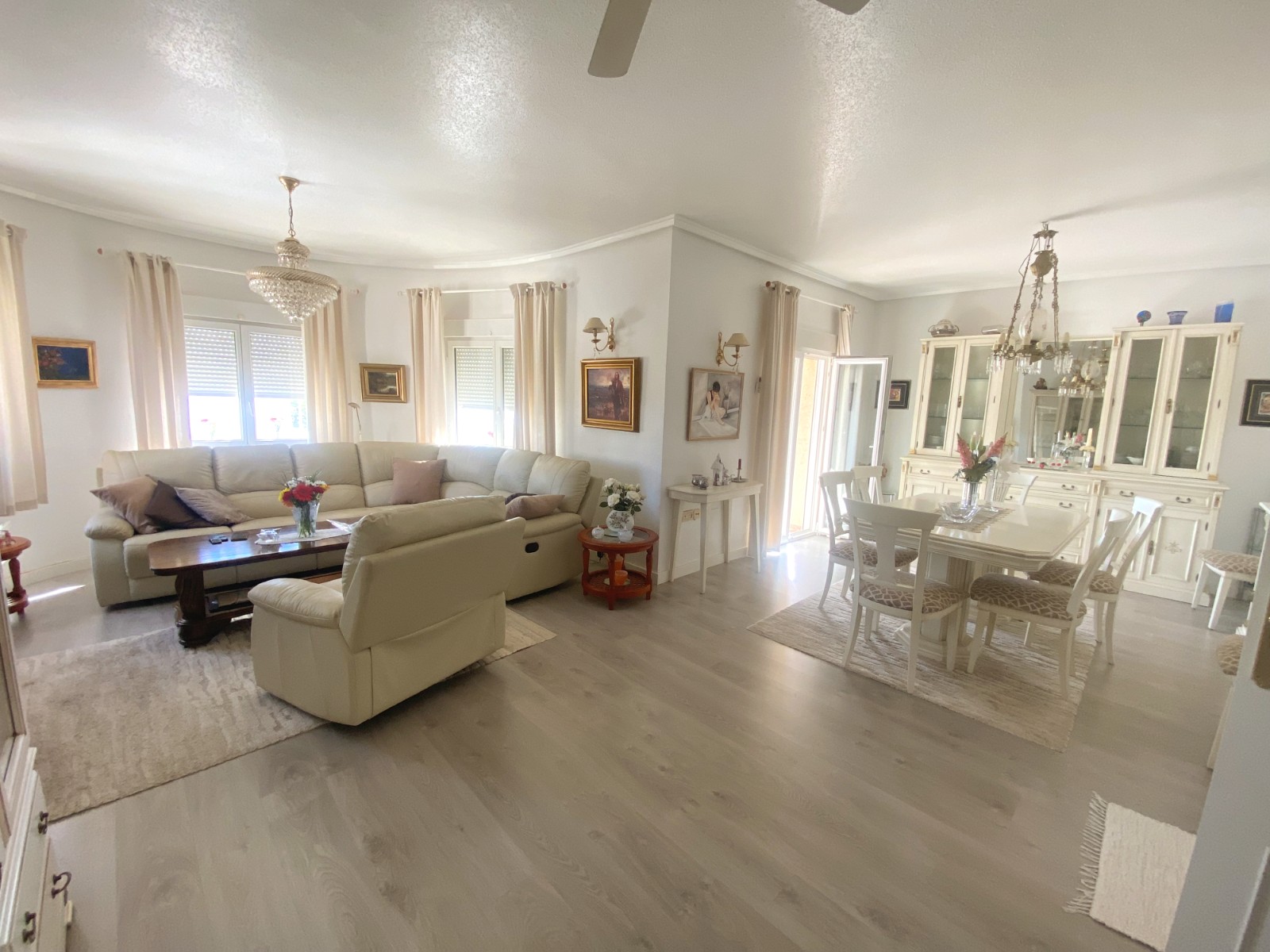 Detached villa with 3 bedrooms and 3 bathrooms in Ciudad Quesada | Ref: VA5317