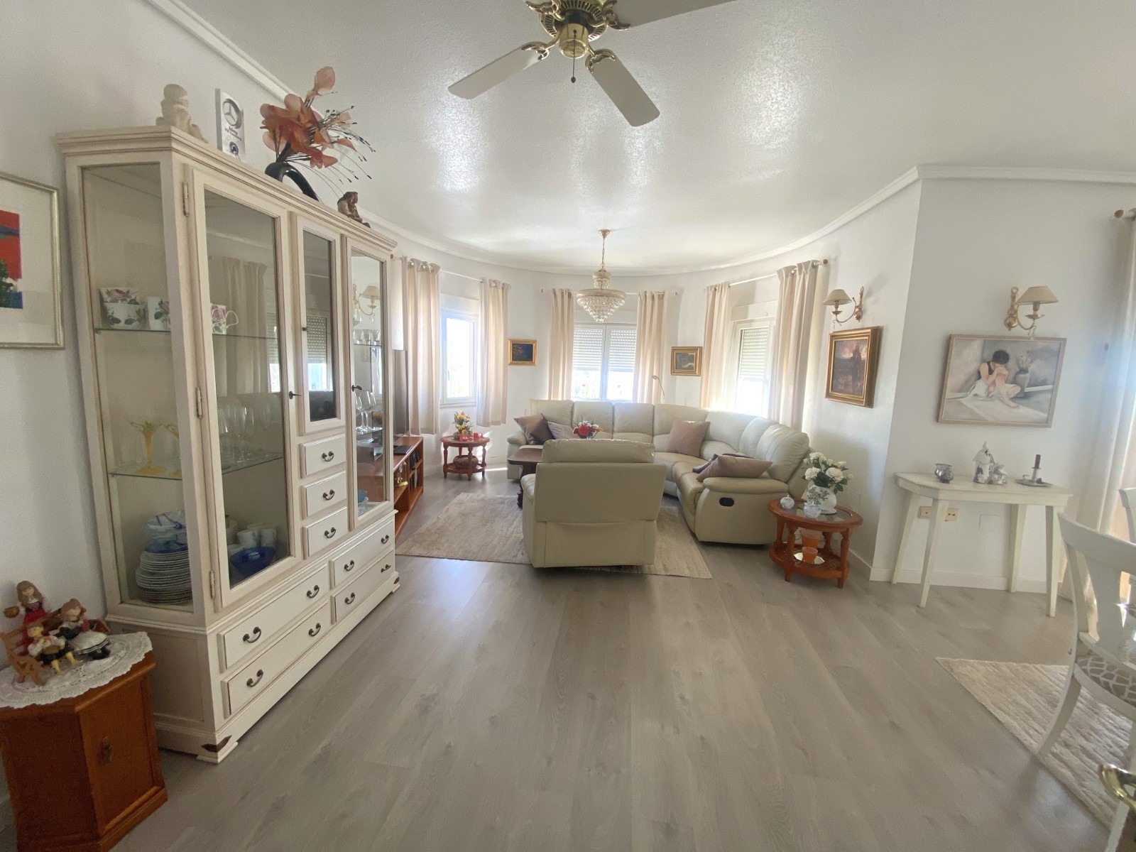 Detached villa with 3 bedrooms and 3 bathrooms in Ciudad Quesada | Ref: VA5317