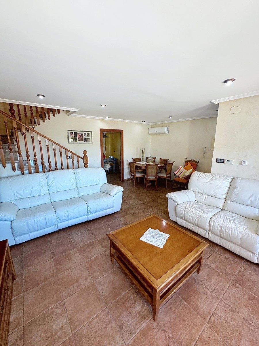 o_1jrf79q08lkt5421one1bqshcu2b.jpeg Townhouse with 3 bedrooms and 2 bathrooms in Rojales | Ref: VA5430