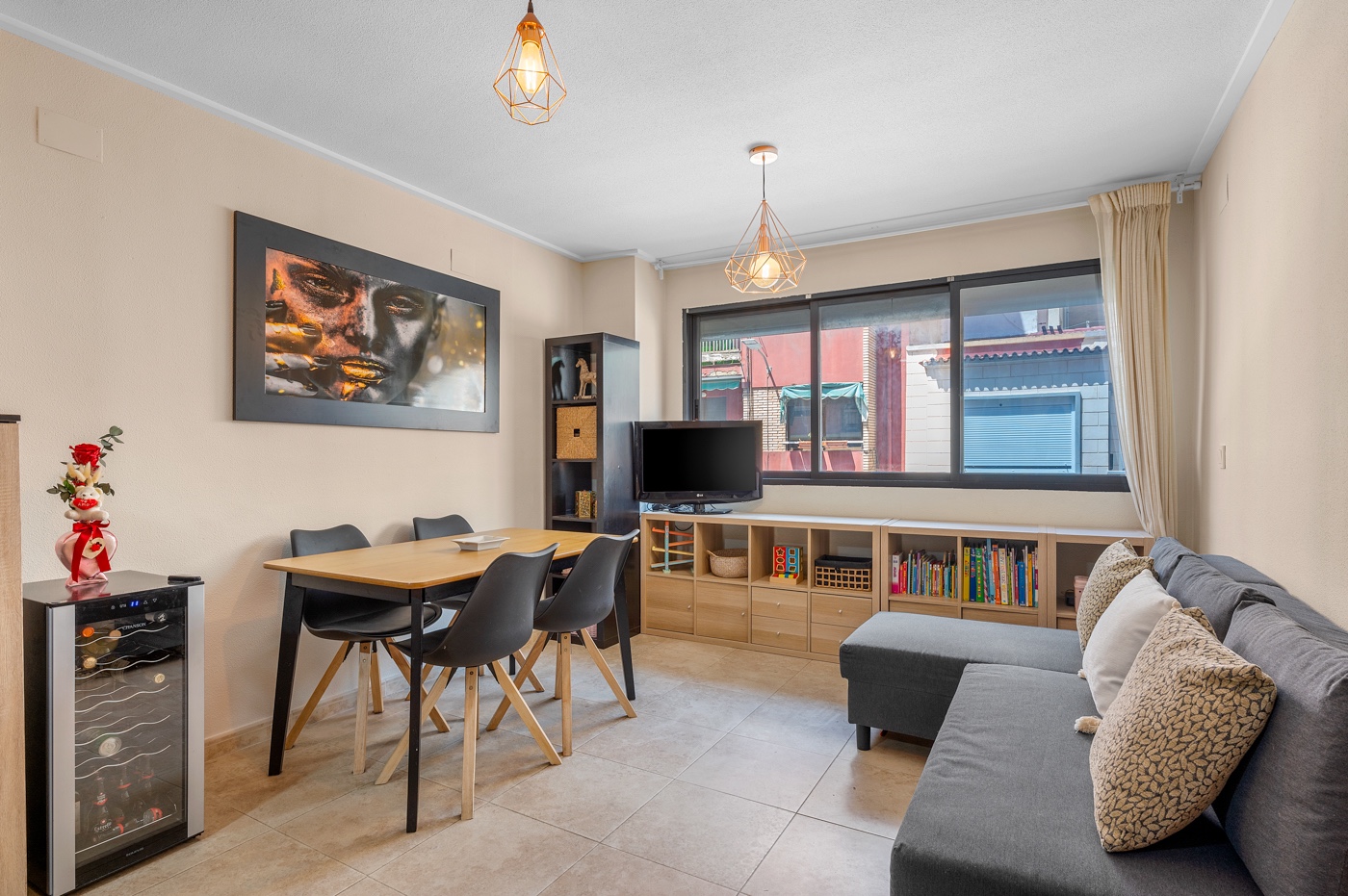 Flat with 2 bedrooms and 1 bathroom in Alicante | Ref: JU-003578