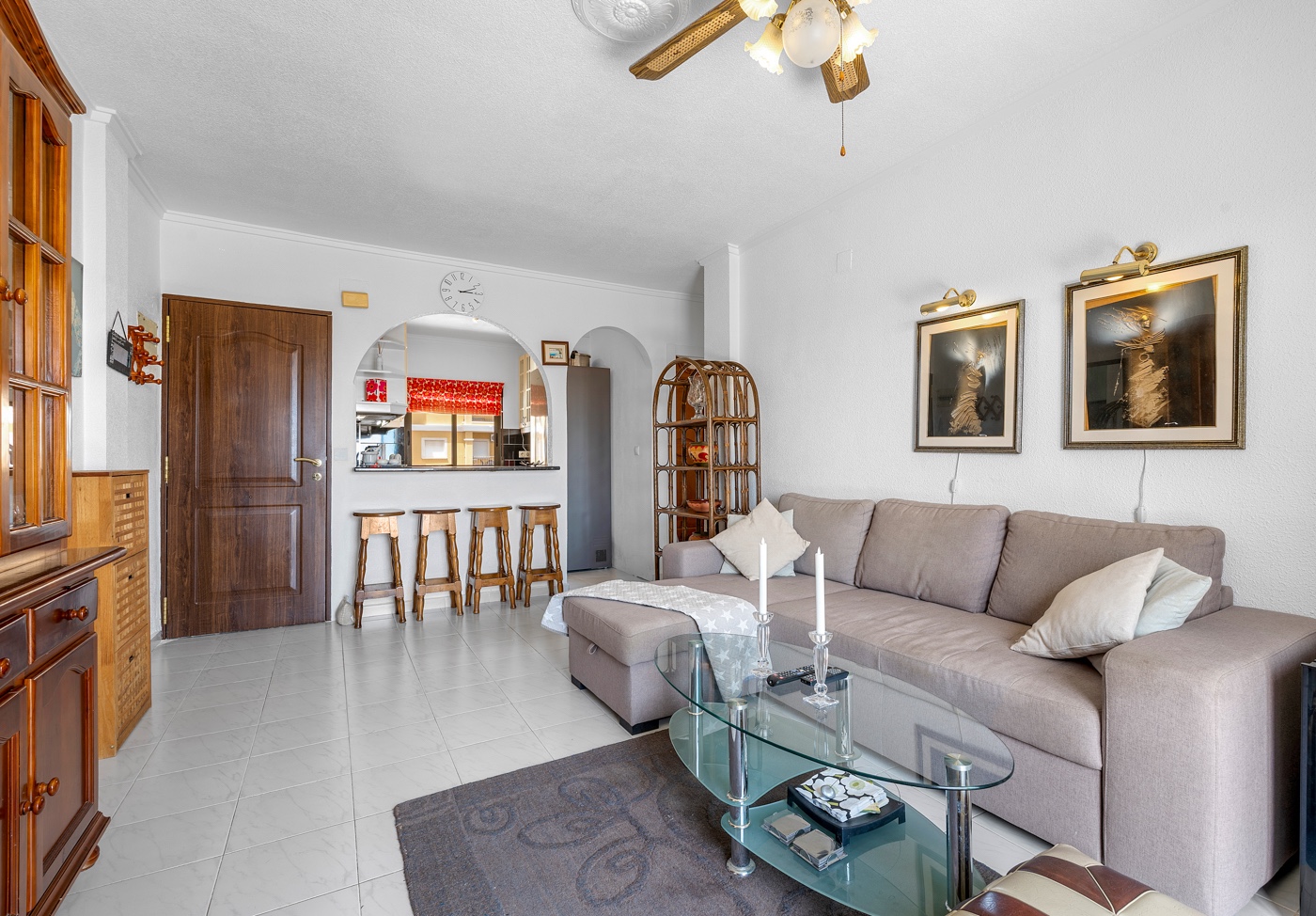 Apartment with 2 bedrooms and 1 bathroom in Torrevieja | Ref: K-003584