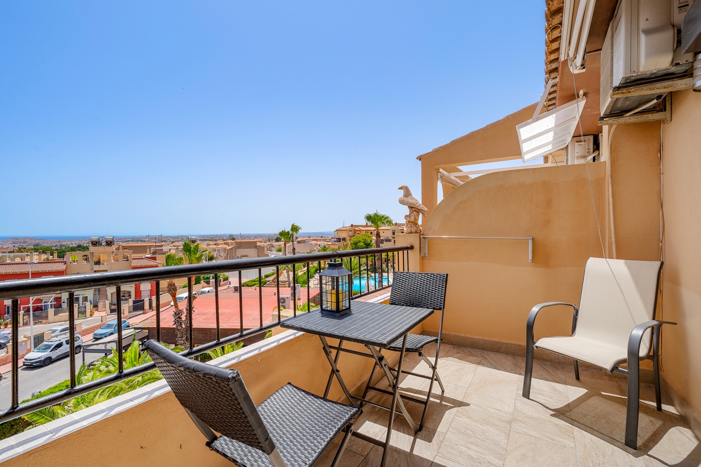 Apartment with 2 bedrooms and 1 bathroom in Torrevieja | Ref: K-003584