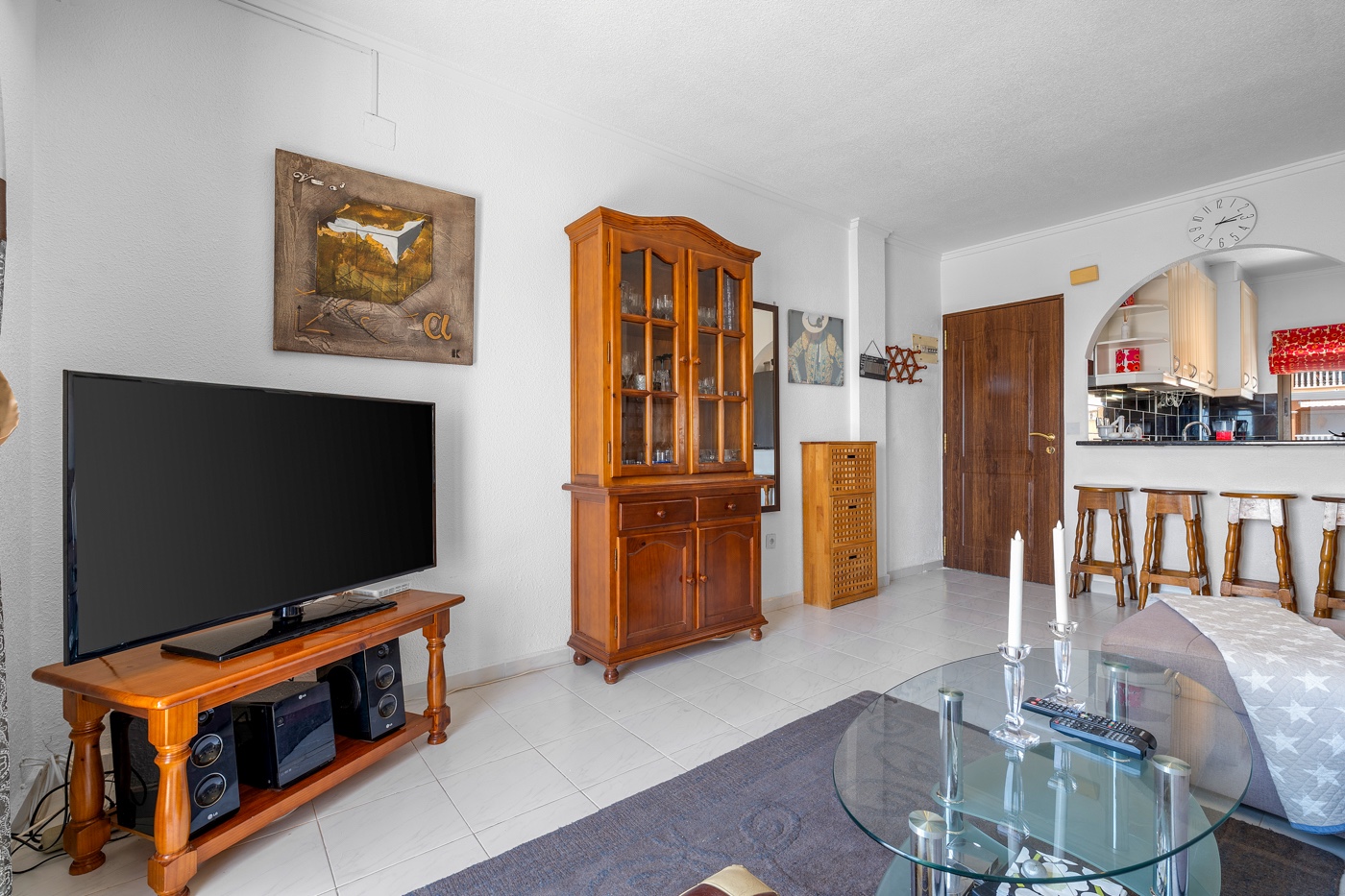 Apartment with 2 bedrooms and 1 bathroom in Torrevieja | Ref: K-003584