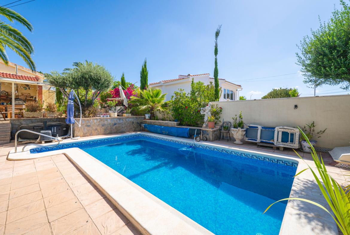 Villa with 3 bedrooms and 2 bathrooms in Ciudad Quesada – Rojales | Ref: S-003586