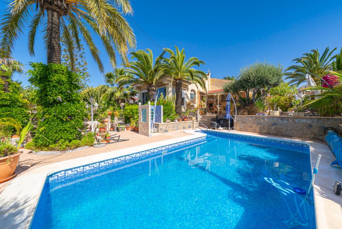 Villa with 3 bedrooms and 2 bathrooms in Ciudad Quesada – Rojales | Ref: S-003586