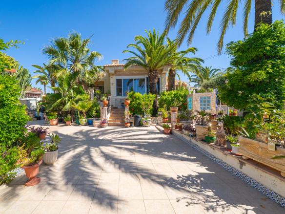 Villa with 3 bedrooms and 2 bathrooms in Ciudad Quesada – Rojales | Ref: S-003586