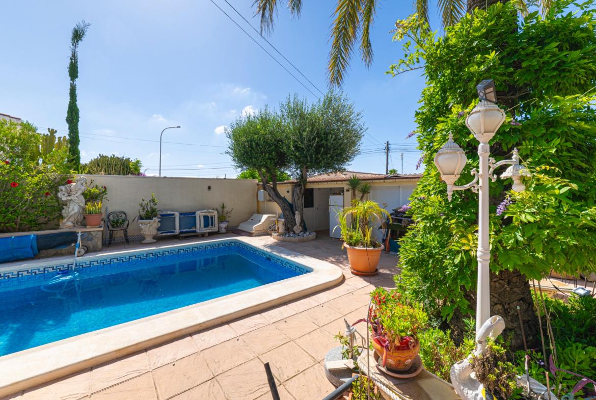 Villa with 3 bedrooms and 2 bathrooms in Ciudad Quesada – Rojales | Ref: S-003586