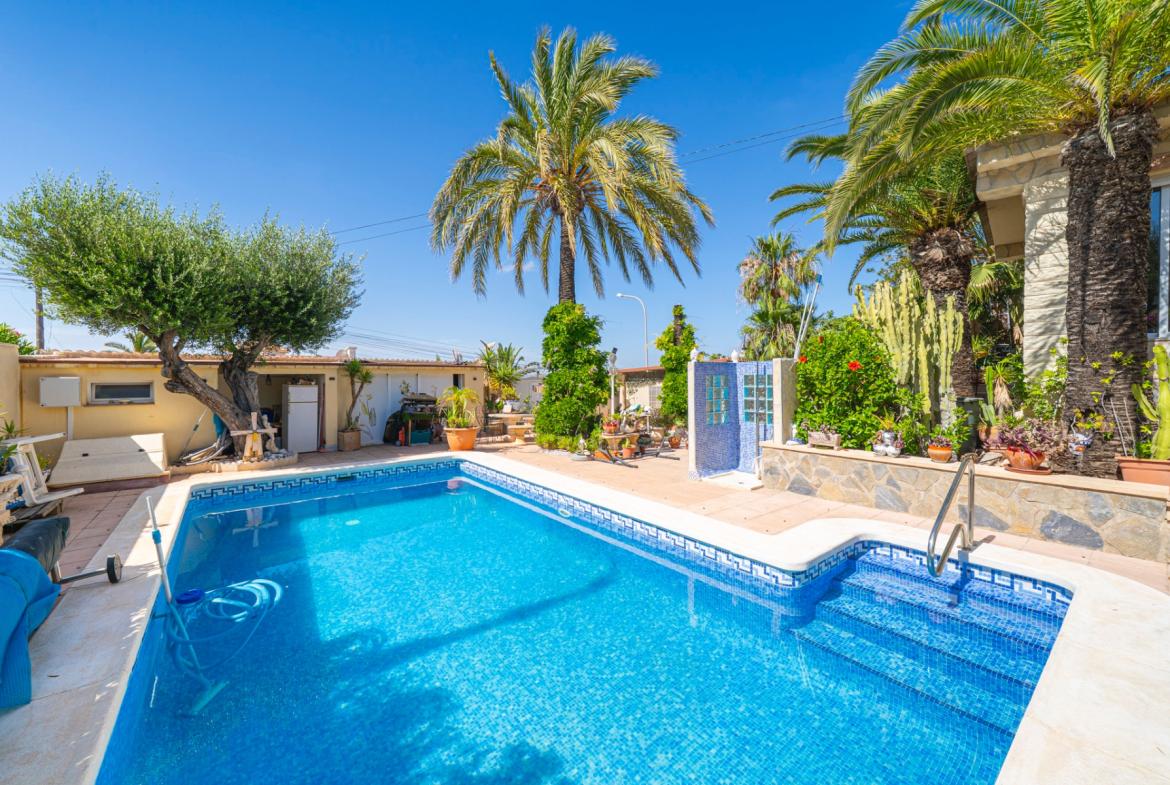 Villa with 3 bedrooms and 2 bathrooms in Ciudad Quesada – Rojales | Ref: S-003586